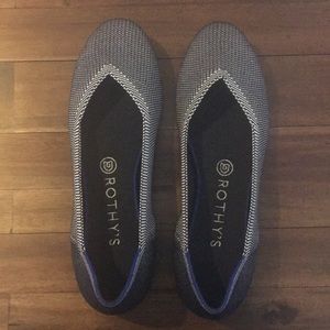 *Brand New* size 8.5 Rothy’s Flats